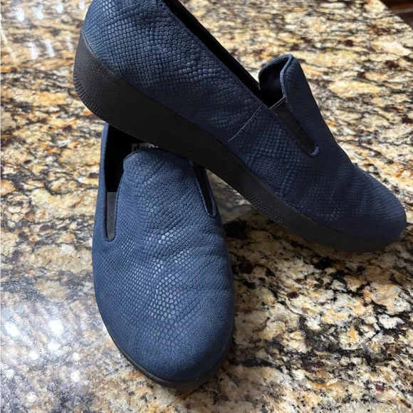 Fitflop Superskate Blue Slip On Loafer Shoes Super Cushy size 7.5 - Picture 3 of 8
